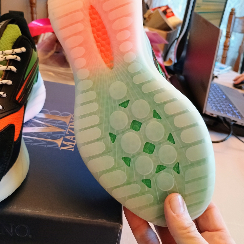 Mazino Men's Multicolor Sneakers - Picture 7 of 7